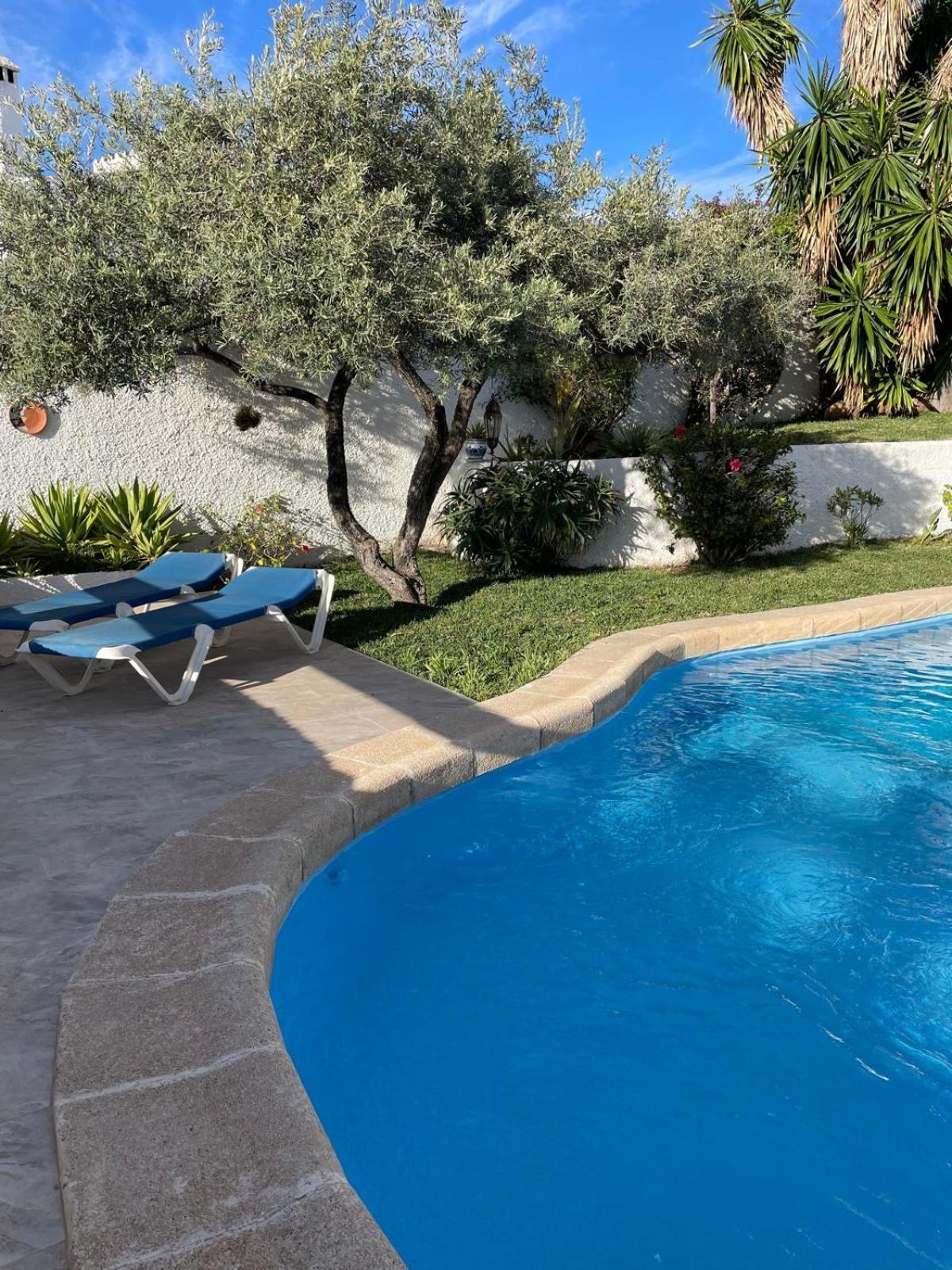 Villa Naricha 1 Menyber à Nerja Extérieur photo