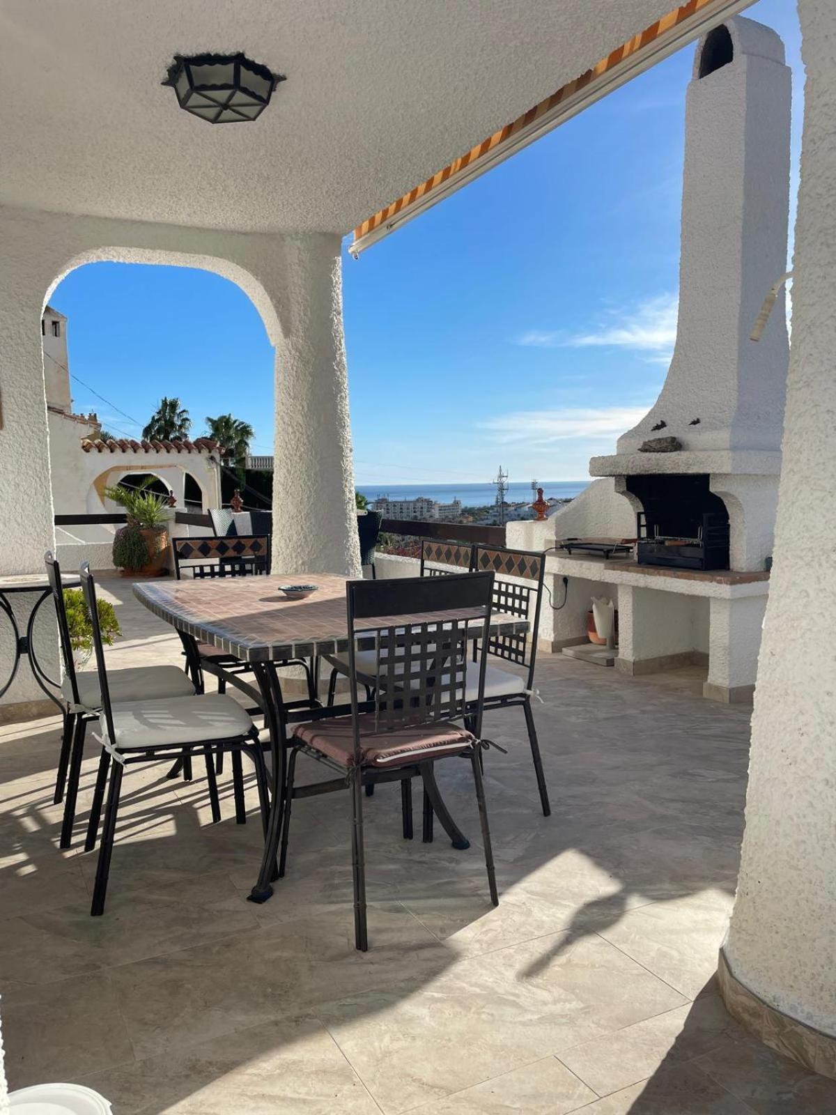 Villa Naricha 1 Menyber à Nerja Extérieur photo