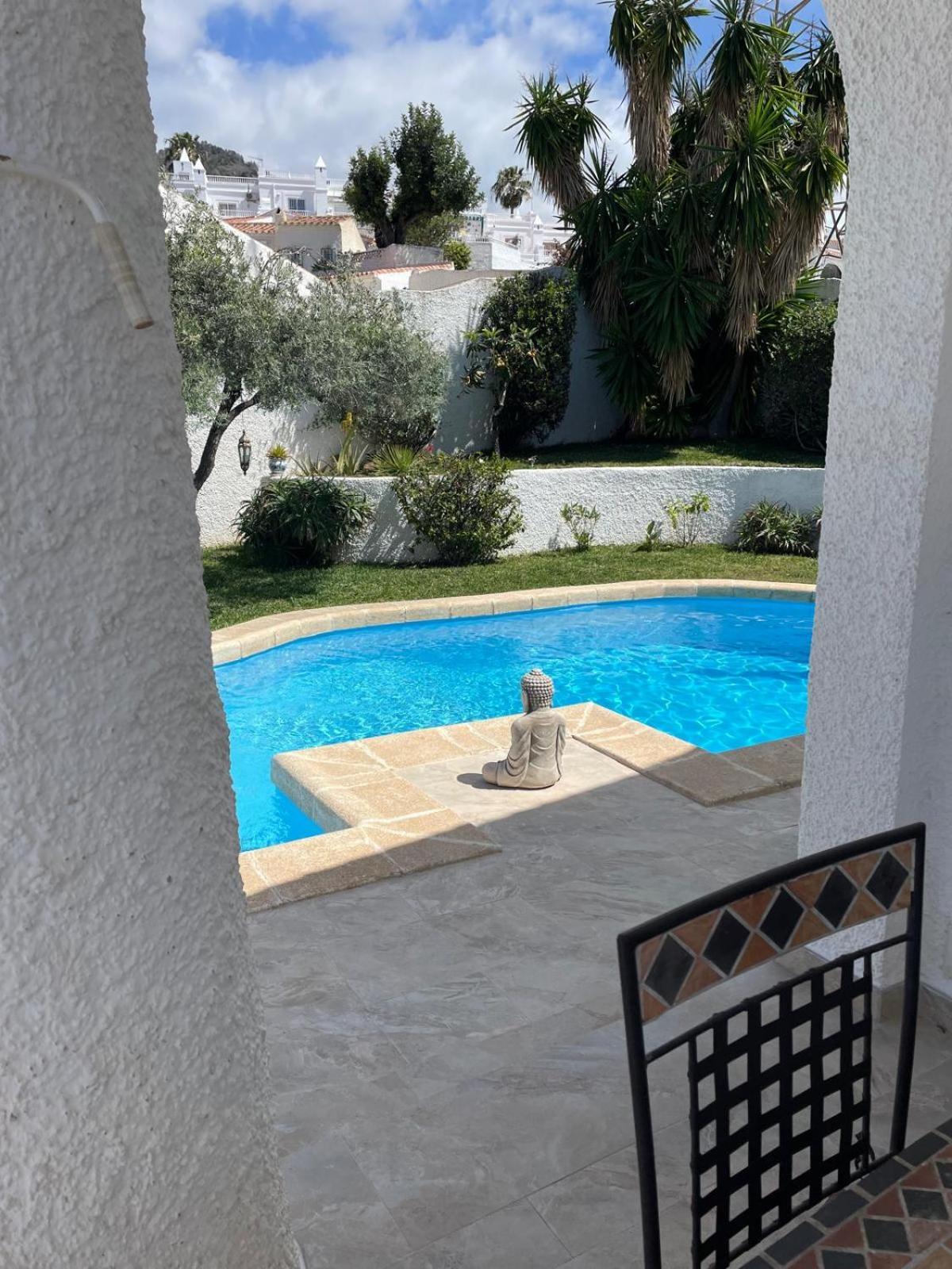 Villa Naricha 1 Menyber à Nerja Extérieur photo