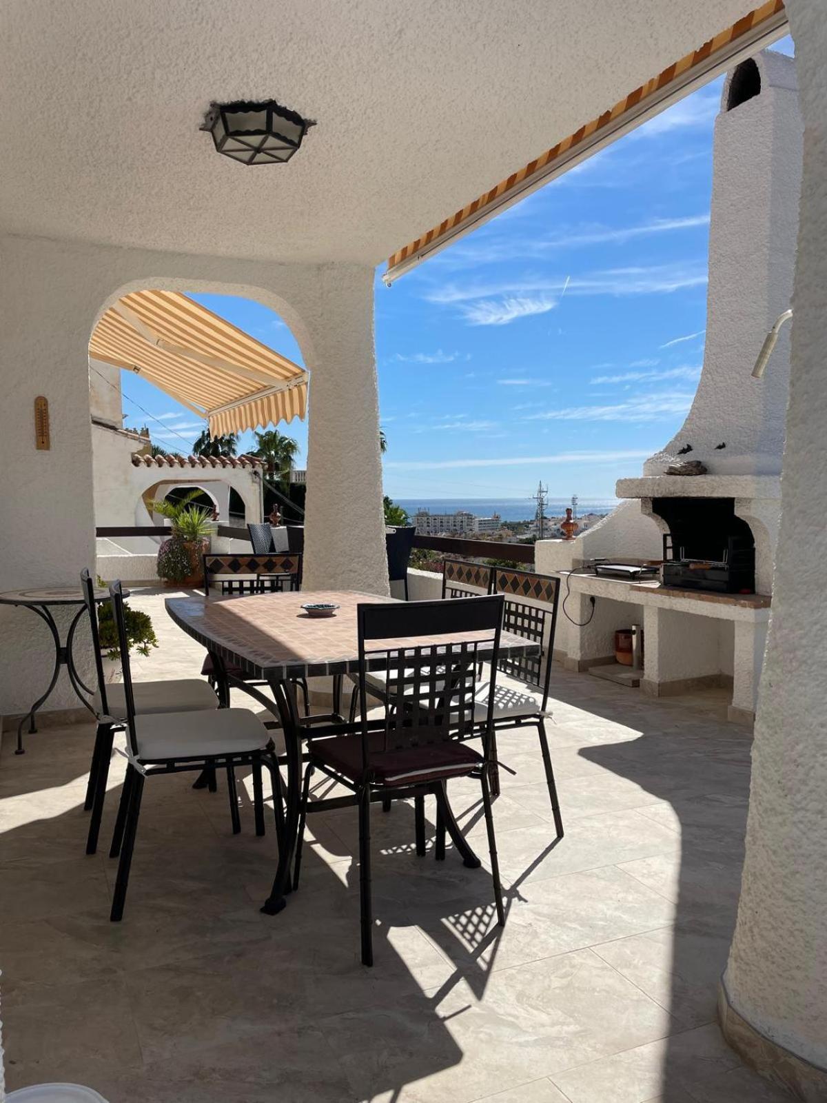 Villa Naricha 1 Menyber à Nerja Extérieur photo