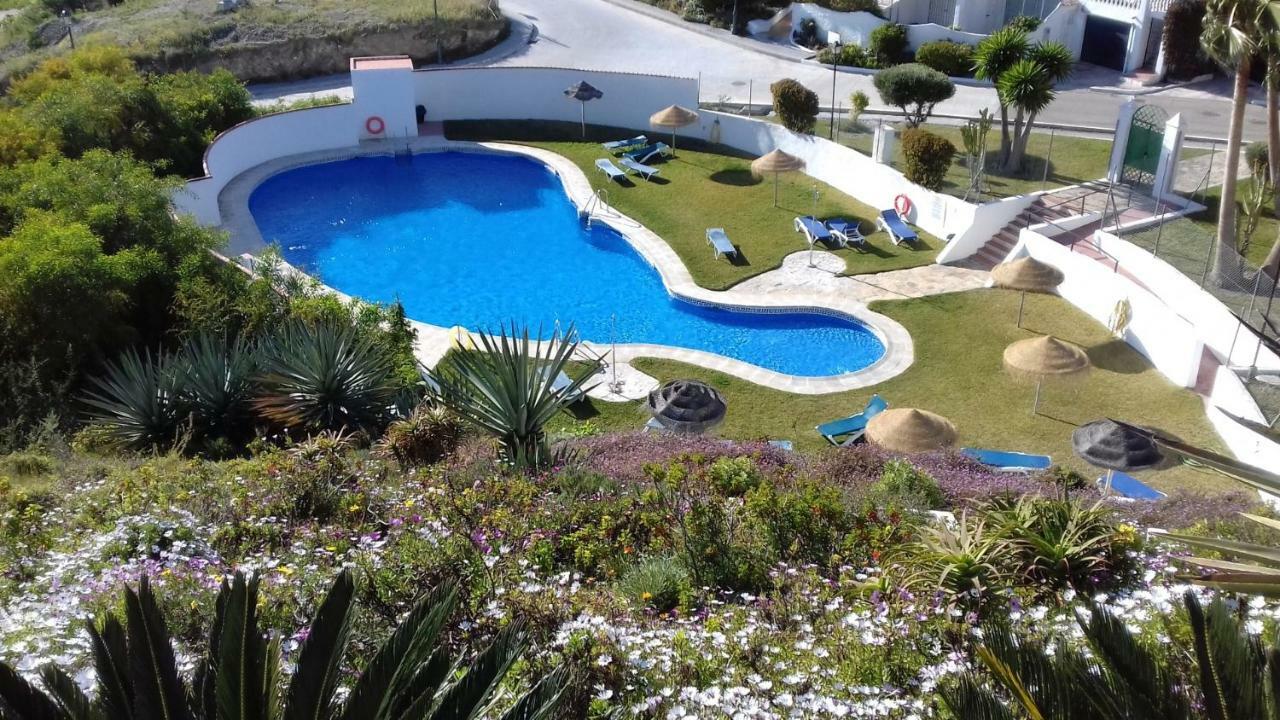 Villa Naricha 1 Menyber à Nerja Extérieur photo